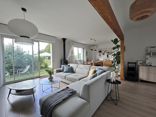 Vente Maison 4 pièces 124.44 m2 Le Taillan Médoc