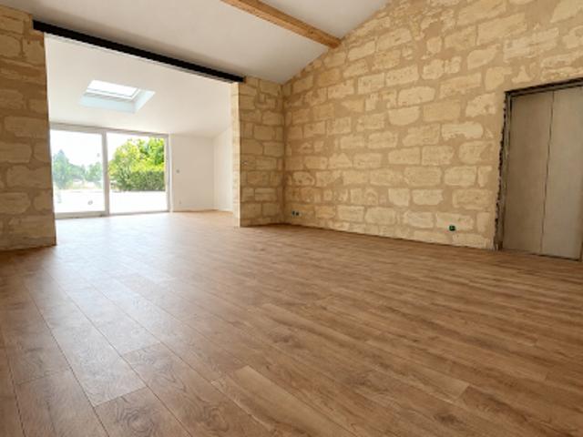 Vente Maison 4 pièces 125 m2 Saint Loubès