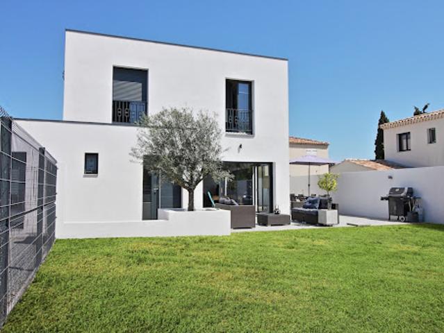 Vente Maison 4 pièces 125 m2 Sainte Cécile les Vignes
