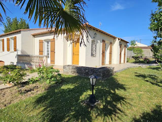 Vente Maison 4 pièces 125 m2 Saintes