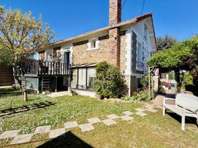 Vente Maison 4 pièces 125 m2 Savigny sur Orge
