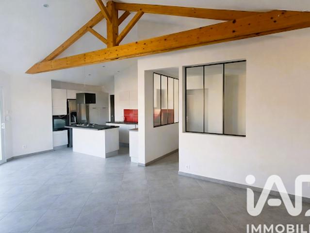 Vente Maison 4 pièces 126 m2 Avrille