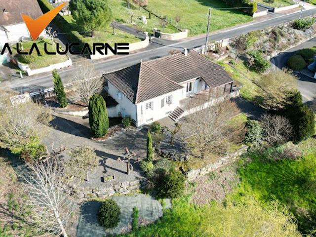 Vente Maison 4 pièces 126 m2 Le Lardin Saint Lazare