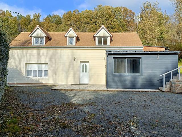 Vente Maison 4 pièces 127 m2 Brûlon