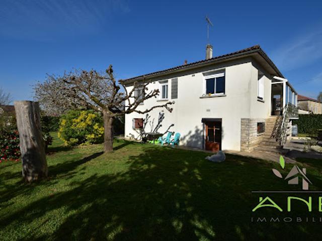 Vente Maison 4 pièces 127 m2 La Rochefoucauld