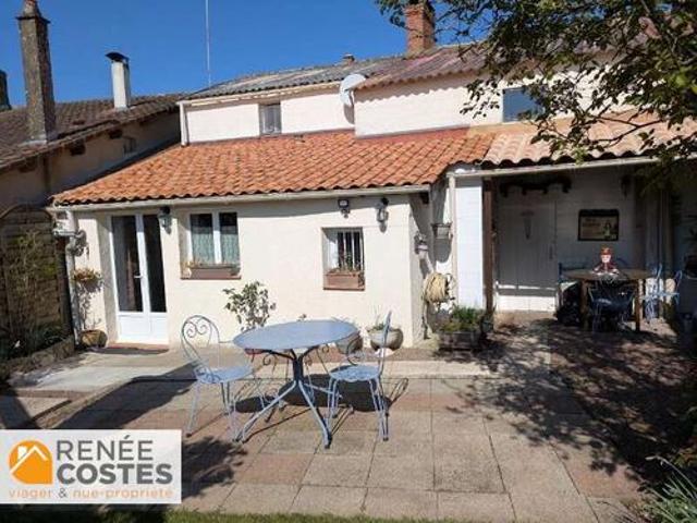 Vente Maison 4 pièces 127 m2 Saint Hilaire le Vouhis