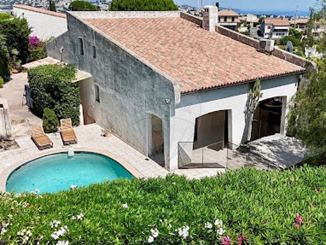 Vente Maison 4 pièces 128 m2 Saint Laurent du Var