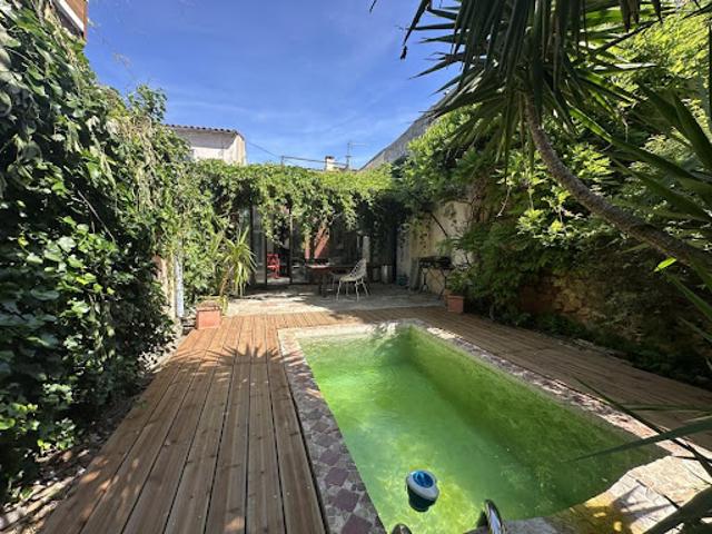 Vente Maison 4 pièces 120 m2 Nimes