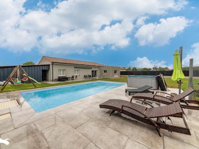 Vente Maison 4 pièces 120 m2 Goudourville