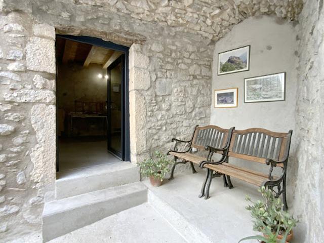 Vente Maison 4 pièces 120 m2 Uzès
