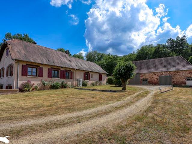 Vente Maison 4 pièces 121 m2 Boisseuilh