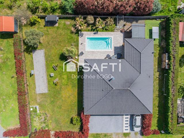 Vente Maison 4 pièces 122 m2 Audenge