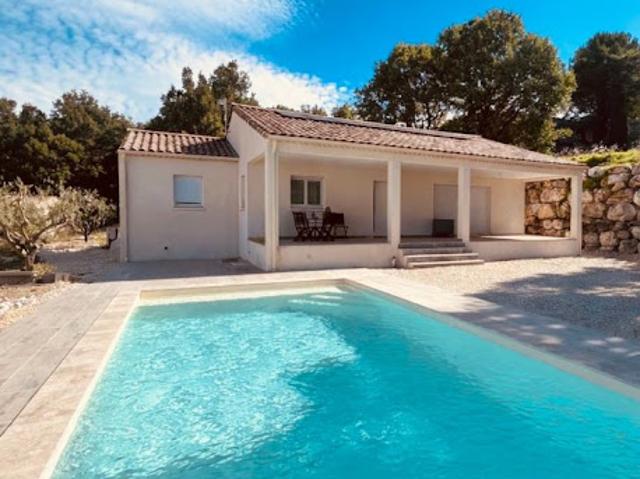 Vente Maison 4 pièces 122 m2 Barjac