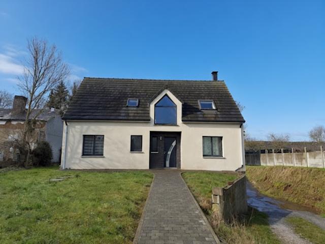 Vente Maison 4 pièces 123 m2 Poix de Picardie