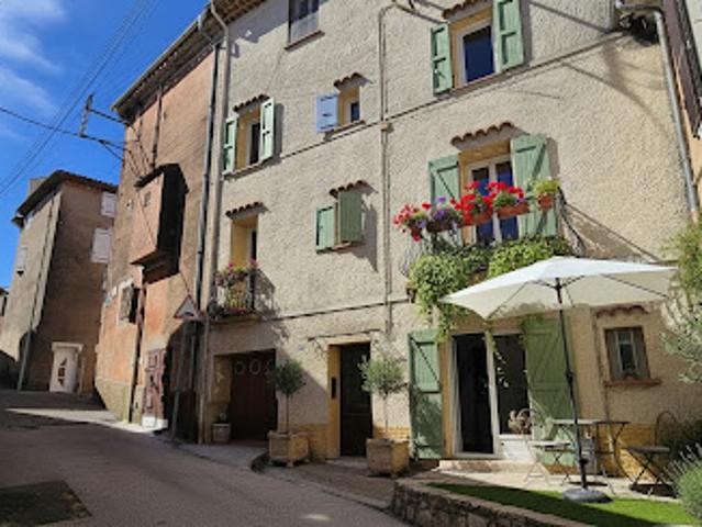 Vente Maison 4 pièces 134 m2 Flassans sur Issole