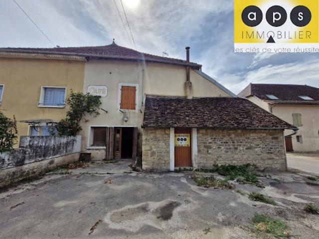 Vente Maison 4 pièces 135 m2 Poligny
