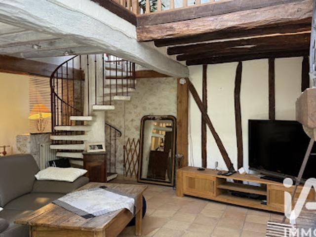 Vente Maison 4 pièces 135 m2 Salins