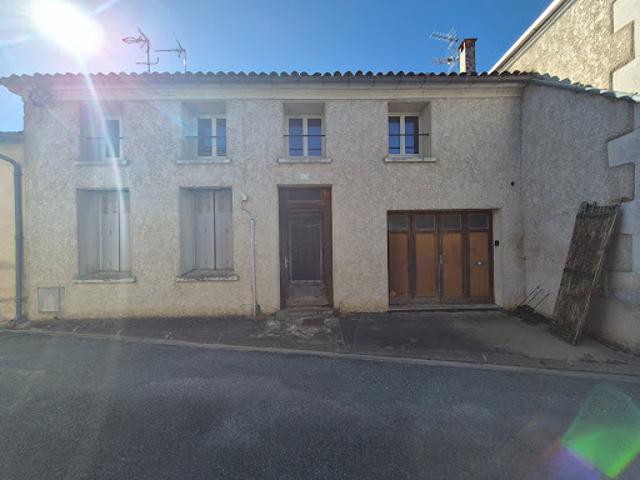 Vente Maison 4 pièces 136 m2 Matha