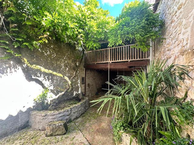 Vente Maison 4 pièces 136 m2 Saintes