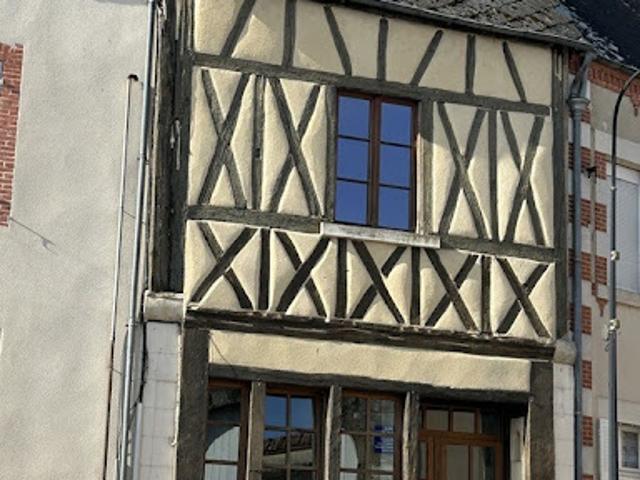 Vente Maison 4 pièces 138 m2 Aubigny sur Nère