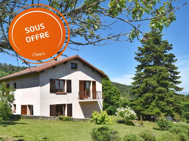 Vente Maison 4 pièces 138 m2 Champdieu
