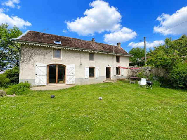 Vente Maison 4 pièces 138 m2 Saint Chef