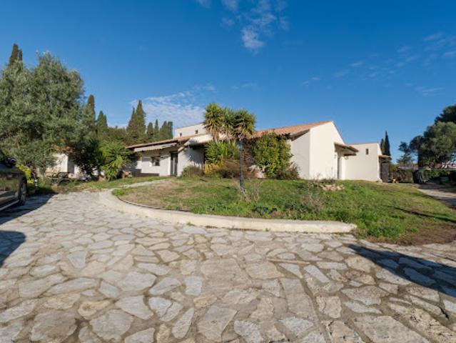 Vente Maison 4 pièces 138 m2 Sète