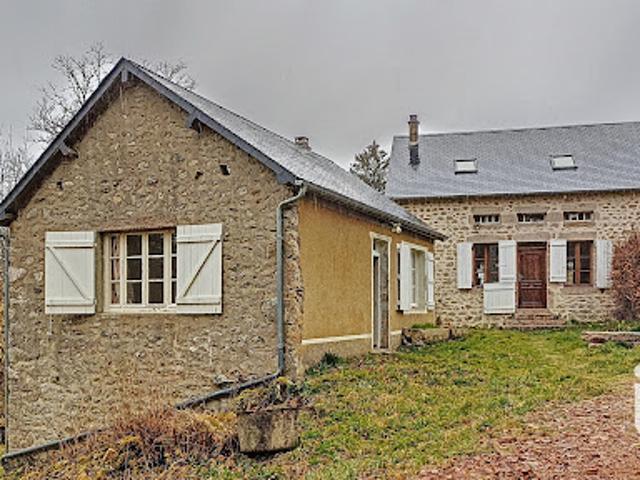 Vente Maison 6 pièces 130 m2 Gouloux