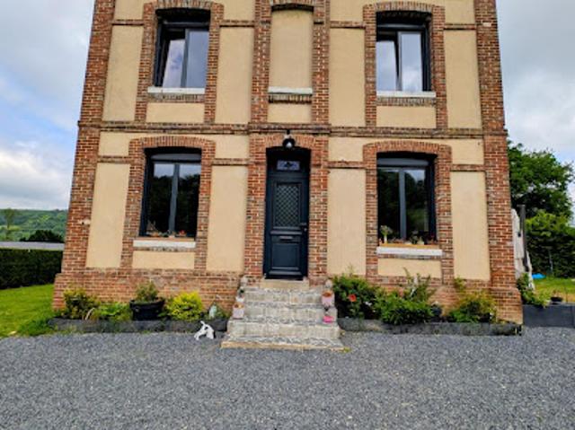 Vente Maison 4 pièces 130 m2 Saint Hellier