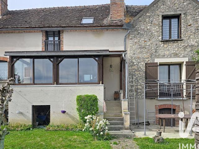 Vente Maison 4 pièces 131 m2 Montereau Fault Yonne