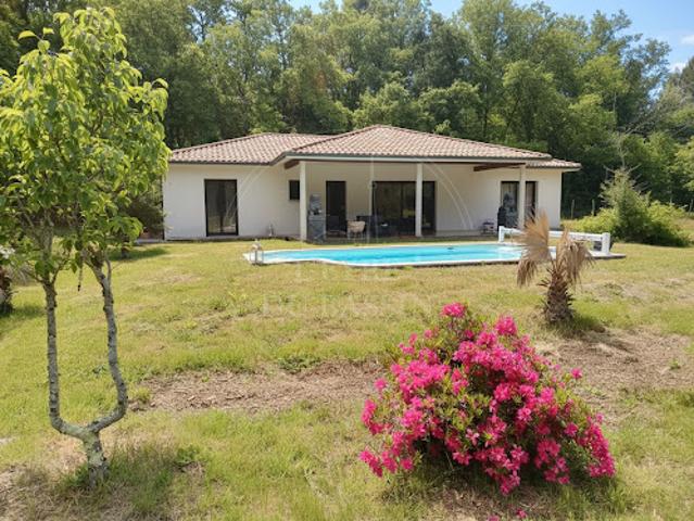 Vente Maison 4 pièces 131 m2 Salles