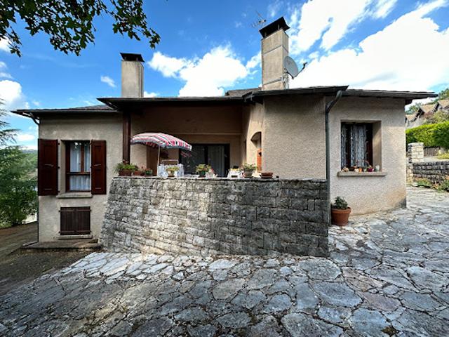 Vente Maison 4 pièces 132 m2 La Canourgue