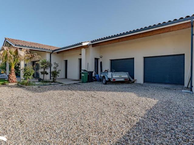 Vente Maison 4 pièces 133 m2 Carbon Blanc