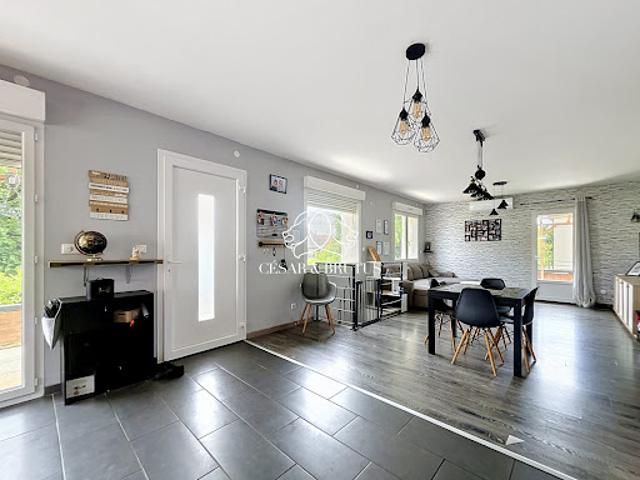 Vente Maison 4 pièces 133 m2 Roussillon
