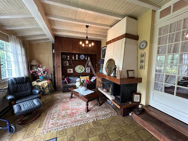 Vente Maison 4 pièces 133.12 m2 Saint Médard en Jalles