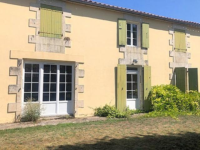 Vente Maison 4 pièces 144 m2 Taugon