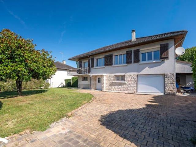 Vente Maison 4 pièces 144 m2 Vierzon