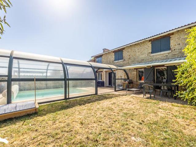 Vente Maison 4 pièces 145 m2 Romans