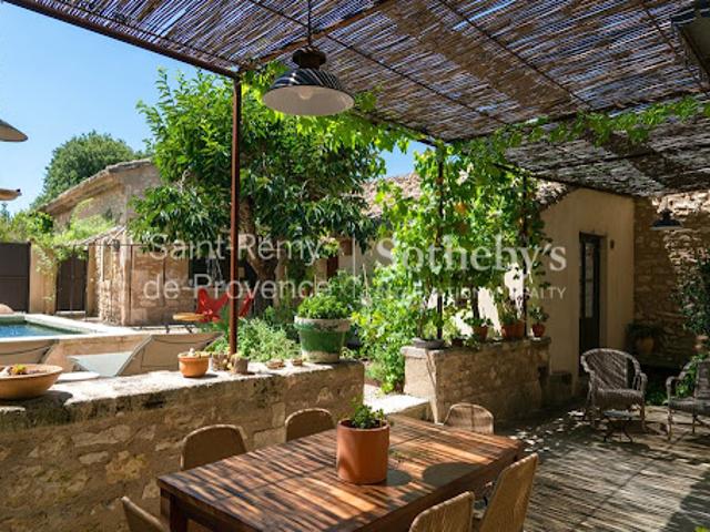 Vente Maison 4 pièces 145 m2 Saint Rémy de Provence