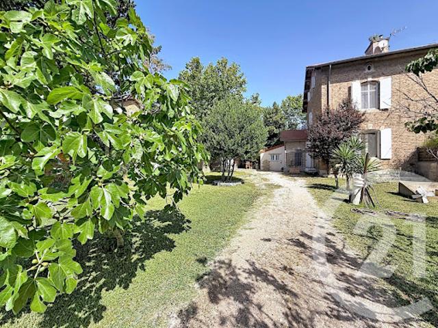 Vente Maison 4 pièces 146.77 m2 Salin de giraud