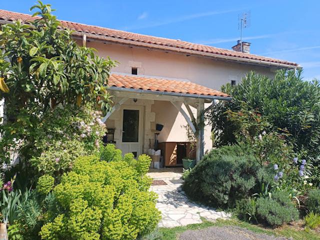 Vente Maison 4 pièces 147 m2 Châtignac