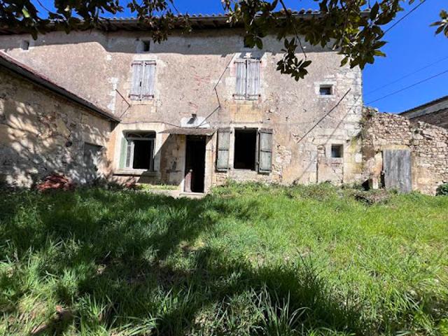 Vente Maison 4 pièces 148 m2 La Rochefoucauld