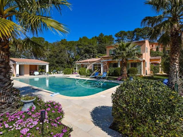 Vente Maison 4 pièces 140 m2 Flayosc