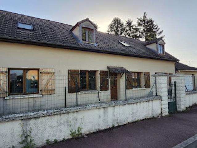 Vente Maison 4 pièces 140 m2 Lorris