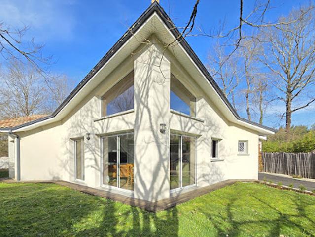 Vente Maison 4 pièces 142 m2 Mios