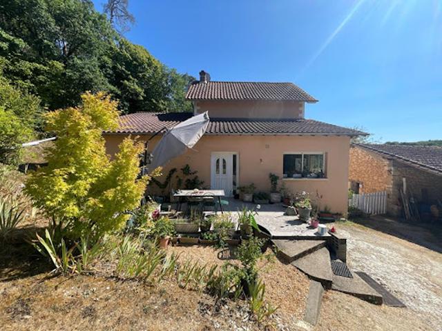 Vente Maison 4 pièces 142 m2 Château l'Evêque