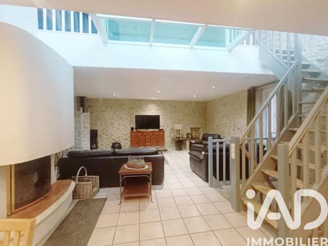 Vente Maison 4 pièces 143 m2 Pouzolles