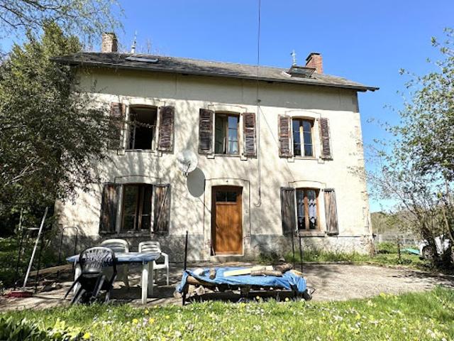 Vente Maison 4 pièces 143 m2 Saint Denis des Murs