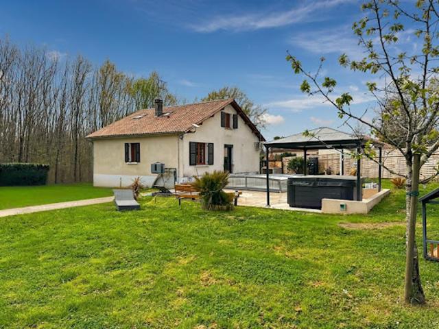 Vente Maison 4 pièces 156 m2 Douzillac