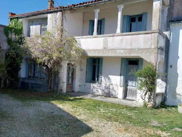 Vente Maison 4 pièces 150 m2 Chaillevette